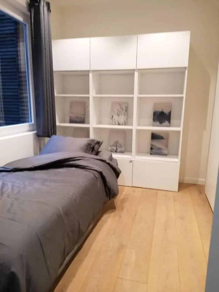 Apartment Appartement Leon-Rens, Op 1 Minuut Van Het Strand Ostend Belgium