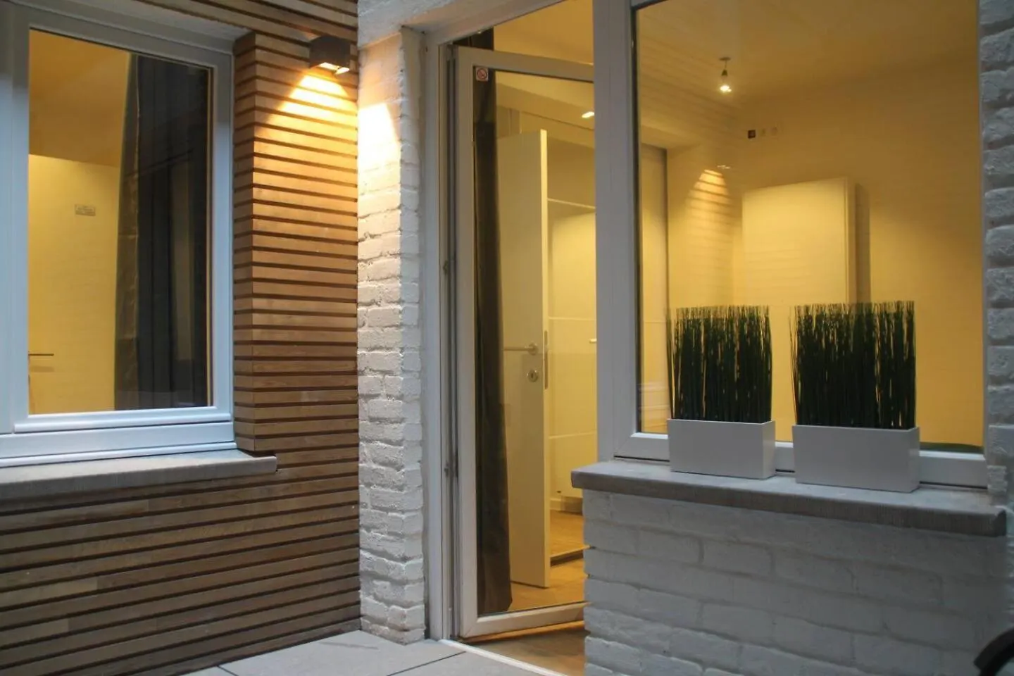 Appartement Leon-Rens, Op 1 Minuut Van Het Strand Ostend 0*,  Belgium