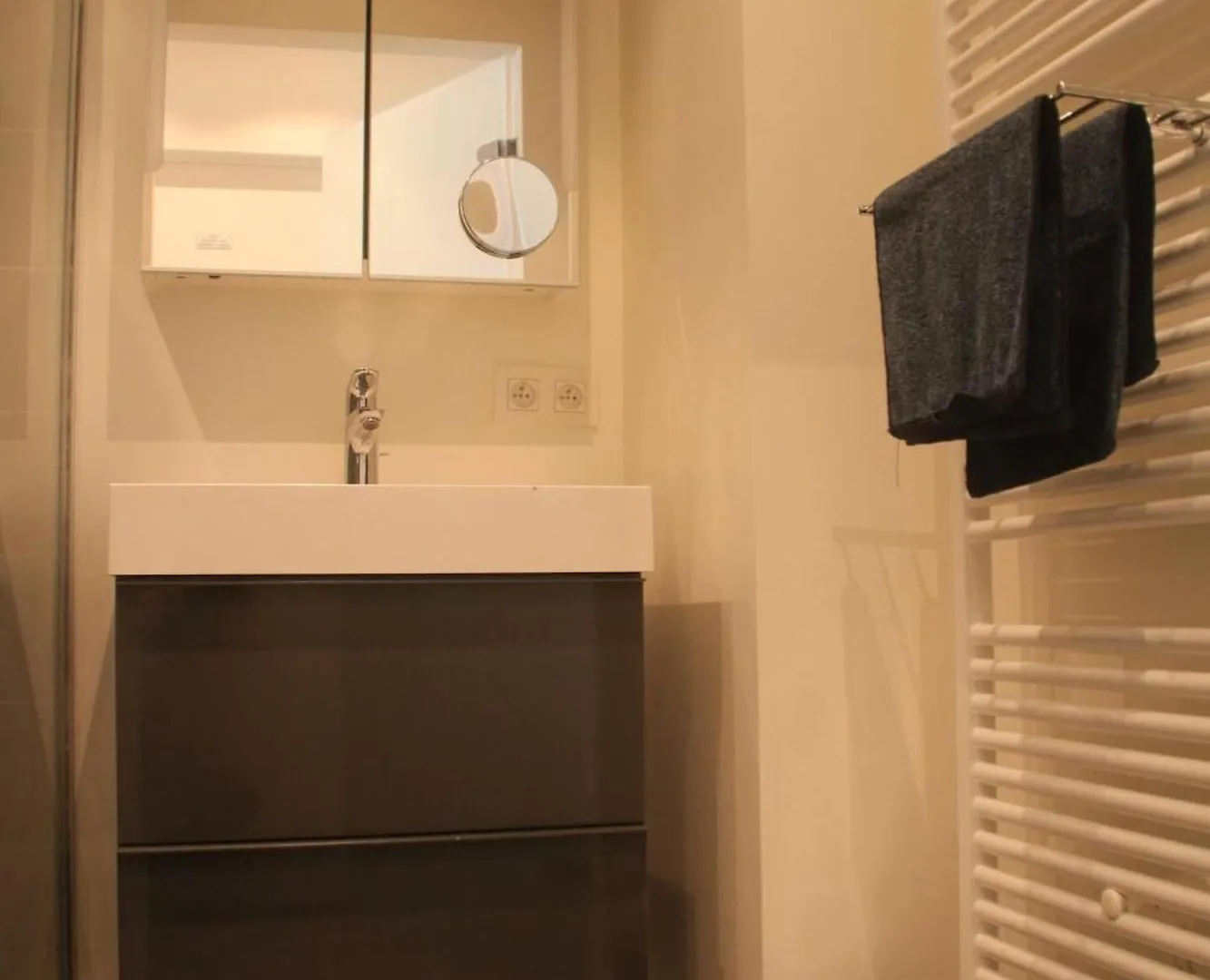 Apartment Appartement Leon-Rens, Op 1 Minuut Van Het Strand Ostend